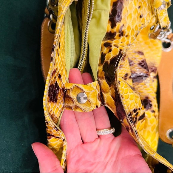 🔥 Vintar Cavalcanti Yellow Snakeskin Italian Leather Chain Tote - Picture 8 of 16